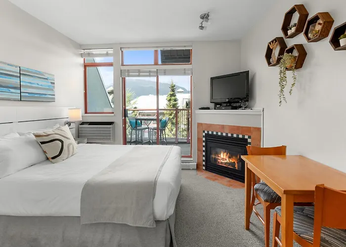 Alpenglow Lodge By Mva